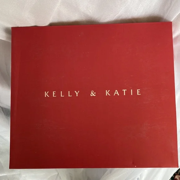 Open Toe Kelly and Katie Heeled Sandals - Picture 2 of 3